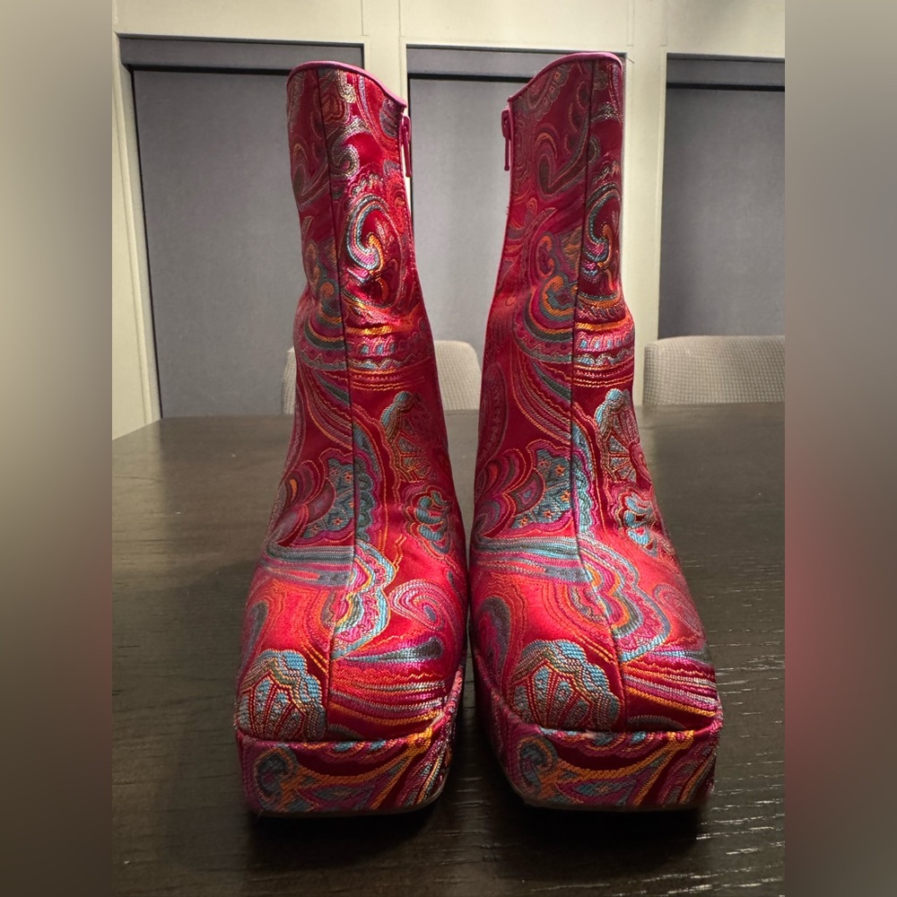 Gianni Bini Vibrant pink paisley boots